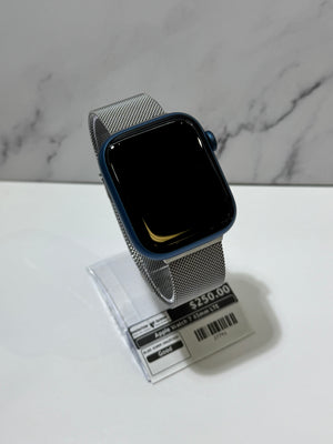 Apple Watch 7 45mm LTE Pre-owned