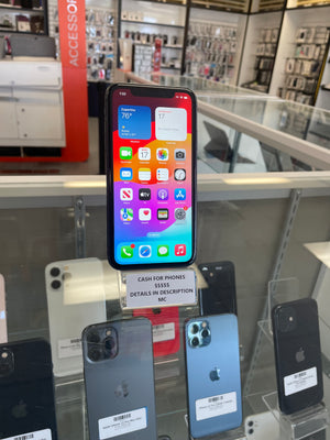 iPhone 11 64GB AT&T Pre-owned