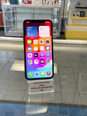 iPhone XS 64GB Unlocked Pre-owned