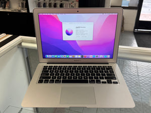 Macbook Air 2017 8GB 128GB Pre-owned